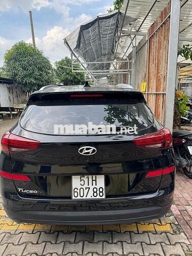 Hyundai tucson 2019  - 400000 km