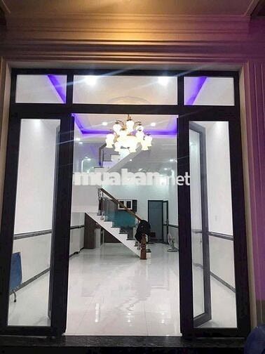 Cho thuê nhà nguyên căn Chợ Hưng Long - 1 trệt 2 lầu, 4 phòng ngủ lớn