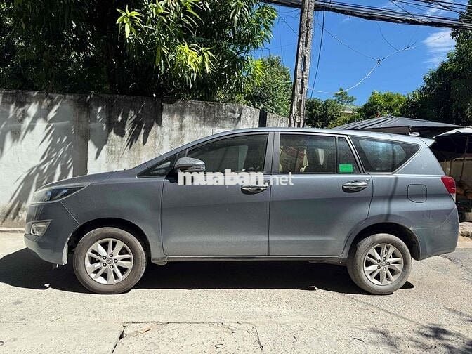 Toyota Innova 2020 2.0E - 90 km
