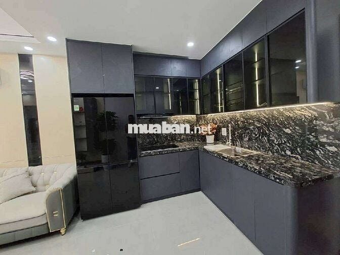 Bán nhà Thạch Bàn- gần siêu thị Aeon Long Biên 39m, thang máy, ô tô