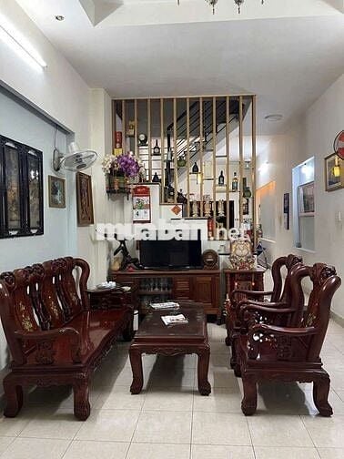 Cho thuê nhà nguyên căn đường số 38 p tận quy đông q7