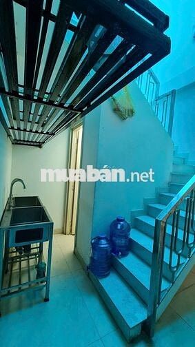 CHO THUÊ SHOPHOUSE 35m2 TRẦN HƯNG ĐẠO QUẬN 5