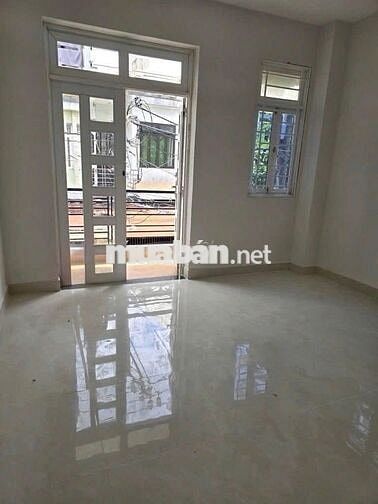 Chủ cần bán gấp nhà Phong Phú . Bình Chánh. Giá 1 tỷ 620 triệu/ 60m2.