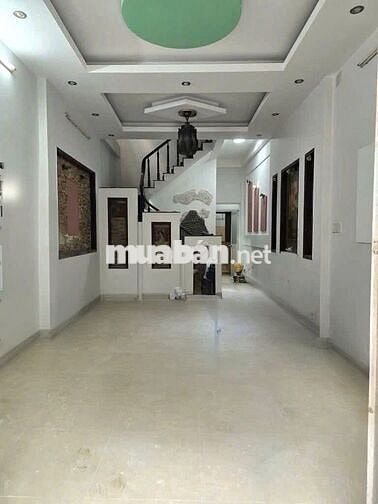 Chủ cần bán gấp nhà Phong Phú . Bình Chánh. Giá 1 tỷ 620 triệu/ 60m2.