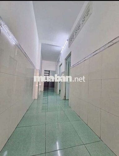 Bán nhà cấp 4 sổ hồng riêng, dt 100m2, gần chợ Bình Hưng giá 735triệu
