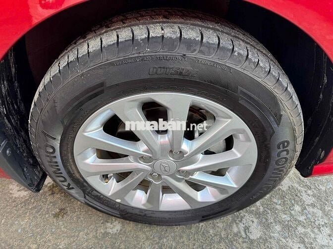 Hyundai Accent 2022 1.4 AT - 6000 km một chủ đi GĐ