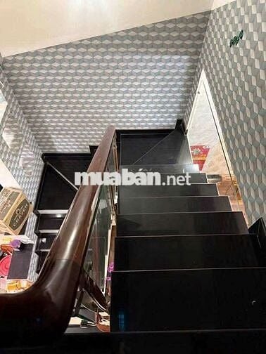 BÁN NHANH NHÀ 1 TRỆT 1 LẦU BUÔN BÁN TẠP HOÁ CHỢ BÌNH CHÁNH GIÁ 620TR