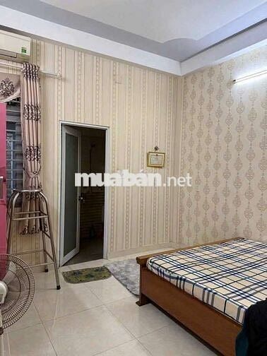BÁN NHANH NHÀ 1 TRỆT 1 LẦU BUÔN BÁN TẠP HOÁ CHỢ BÌNH CHÁNH GIÁ 620TR
