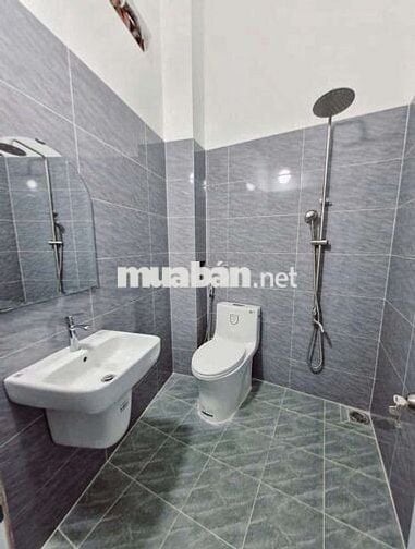 Bán nhà cấp 4 sổ hồng riêng, dt 100m2, gần chợ Bình Hưng giá 735triệu