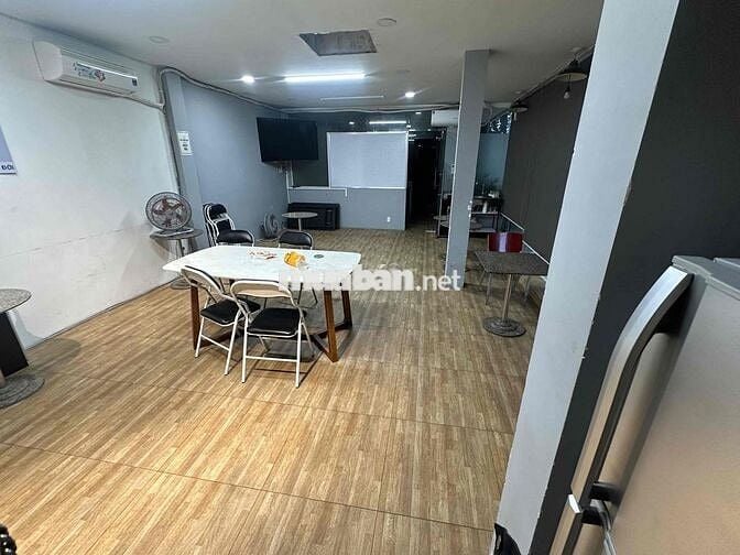 em cần cho thuê văn phòng , phòng họp , lớp học ở bàu cát 40-50m2