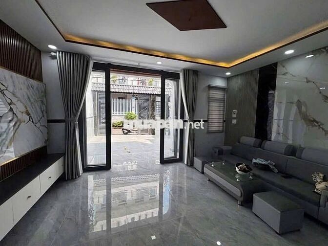 Nhà cần bán gấp bên Tân Quy, Quận 7.  Giá 1 tỷ 840 triệu