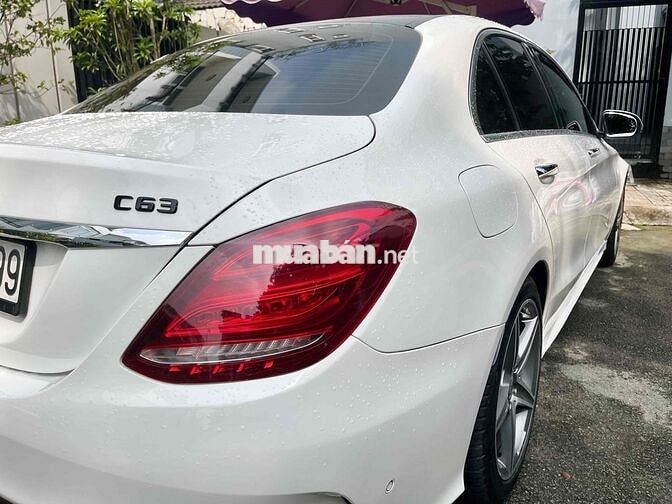 Mercedes C300 AMG 2015 1 chủ sử dụng từ đầu