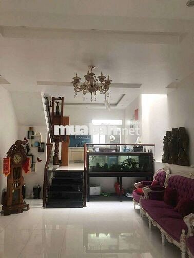 Cho thuê nhà 1 trệt 2 lầu KDC hiệp thành 3