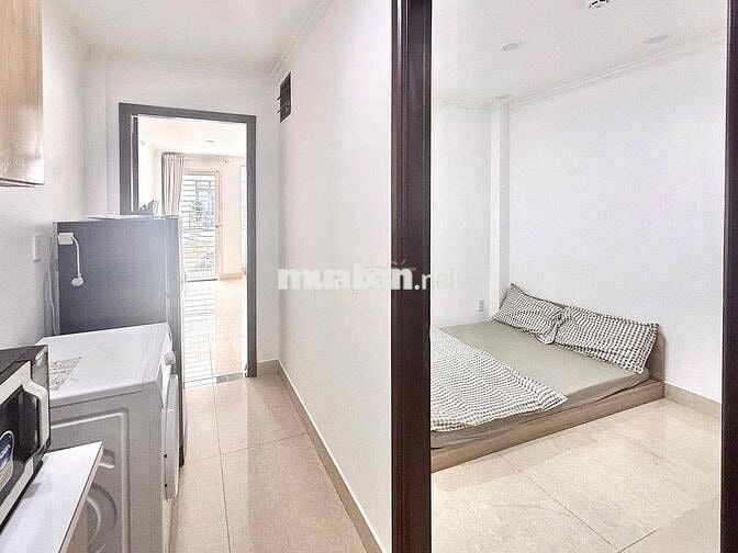 Cho thuê căn hộ 2PN Ban công, Máy giặt riêng Q1 gần cầu Ông Lãnh