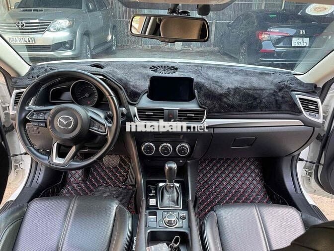 Mazda 3 12/2018 1.5 AT HB- 47000 km