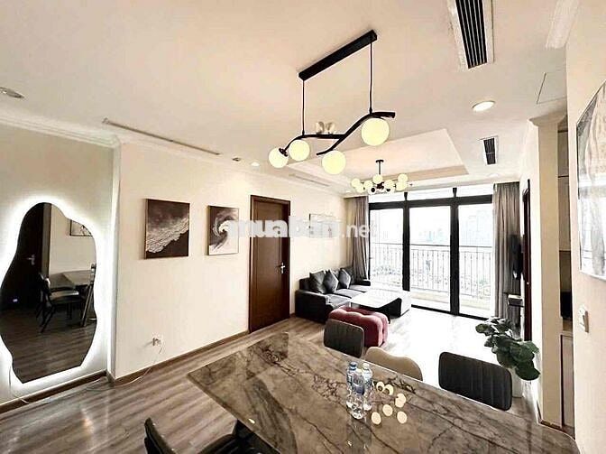 💥 Cho Thuê 2PN Full NT Ngay Tại Vinhomes Central Park! 💥