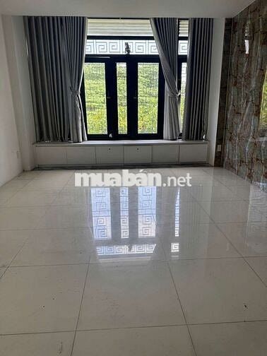 💢Cho thuê nhà 2lầu 3pn 3wc 1bếp DT 4x16 nhà đẹp