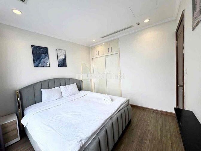 💥 Cho Thuê 2PN Full NT Ngay Tại Vinhomes Central Park! 💥
