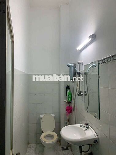 CHO THUÊ NHÀ SÁT PHẠM VĂN ĐỒNG, GẦN GIGAMALL. 1T1L 2PN 2WC 2 MÁY LẠNH