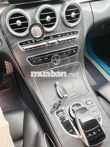 Mercedes C300 AMG 2015 1 chủ sử dụng từ đầu