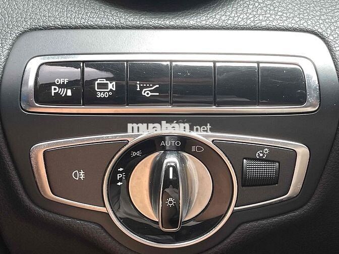 Mercedes C300 AMG 2015 1 chủ sử dụng từ đầu