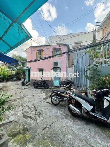 Hẻm 223/24 Nơ Trang Long 3,1 x 8,5 công nhận 24 m2 chỉ 3, 6 tỷ
