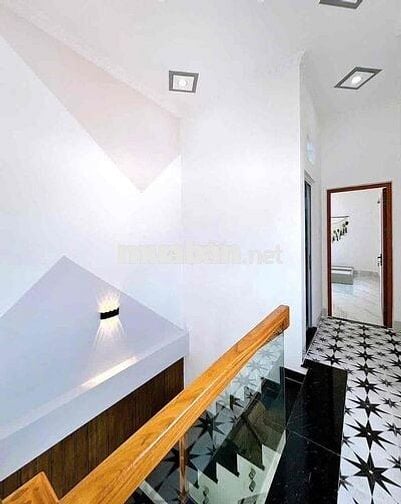 Nhà Thuê Sẵn Nội Thất - Vị Trí hẻm Siêu Thị Mega - Chợ Hưng Lợi