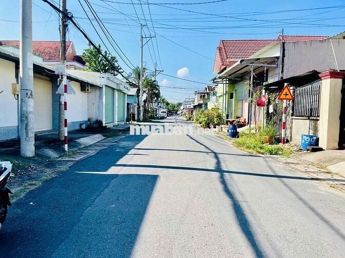 Đất mặt tiền nhựa gần chợ Tân Phú Trung Củ Chi 140m2 giá chỉ 415tr