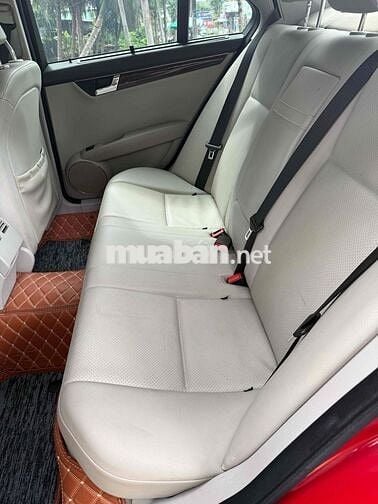 Mercedes Benz C Class 2009 C250 CGI - 100000 km