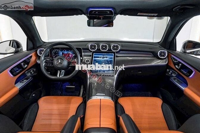 Mercedes Benz GLC 300 4Matic 2023 - 2 Tỷ 399 Triệu