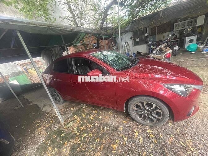 Mazda 2 2016  1.5 AT Sedan - 100000 km