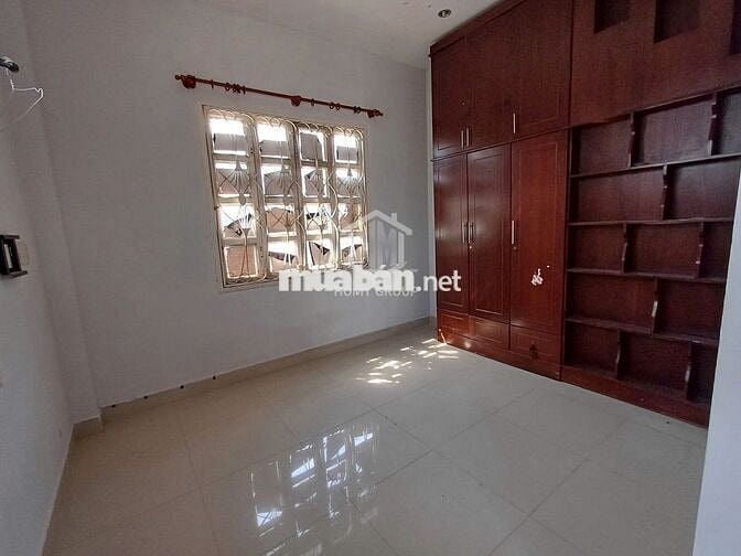 NHÀ Ở 2 TẦNG + KHO 100M2, GẦN CHUNG CƯ 4S LINH ĐÔNG, ĐƯỜNG 22