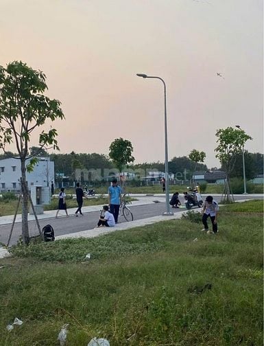 ĐẤT FULL THỔ CƯ 80M2 CHỈ 2 TỶ – TRUNG TÂM TÂN PHÚ TRUNG, CỦ CHI 
