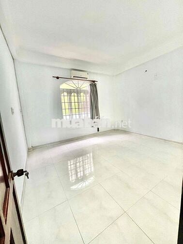 Cho thuê nhà MTKD đg số 24A khu tên lửa 4.5*20 giá 22tr