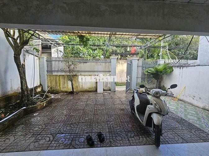 Cho Thuê nhà Nguyên Căn 03 PN 02 Toilet Sân vườn rộng