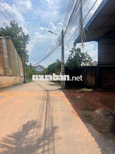 💥Bán xưởng Chánh Phú Hoà Bến Cát TP HCM
cách QL 14 chỉ 50m