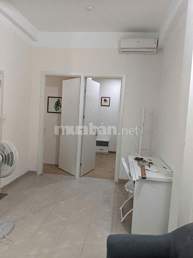 Cho thuê căn hộ Ngõ 97 Văn Cao, Ba Đình, 65m2, 2 PN, đủ tiện nghi