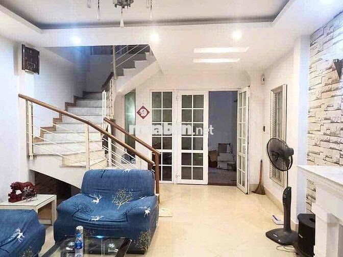 VĂN CAO - BA ĐÌNH Ô TÔ VÀO TẬN SÂN - SAU 1 NHÀ RA PHỐ GẦN NGÃ TƯ ĐỘI C
