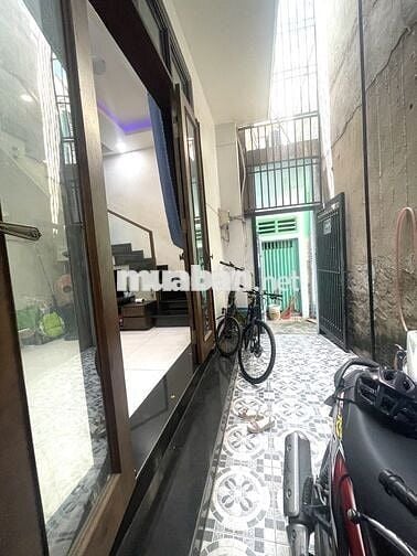 NHÀ ĐẸP Ở NGAY -4.8X10M - FULL NỘI THẤT - TRƯỜNG CHINH - SÁT HXH