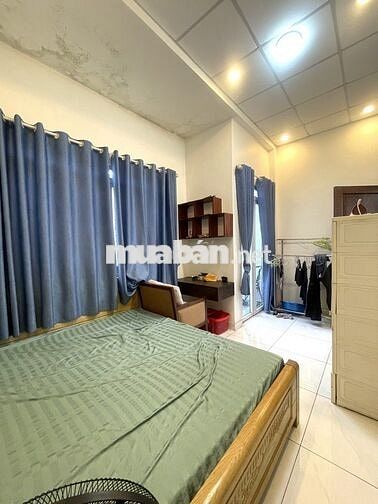 NHÀ ĐẸP Ở NGAY -4.8X10M - FULL NỘI THẤT - TRƯỜNG CHINH - SÁT HXH