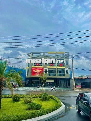 Bcons Eden Park nhà phố 4 tầng vừa để ở vừa kinh doanh–sổ đỏ trao tay