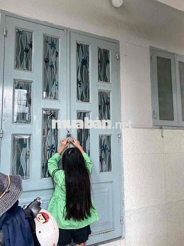 Cho thuê nhà nguyên căn có nội thất vào ở ngay  1 trệt 1 lầu 46m2 ,2 t