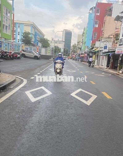 Nhà 4x22m - 3PN lớn - kề khu Bắc Hải Q.10