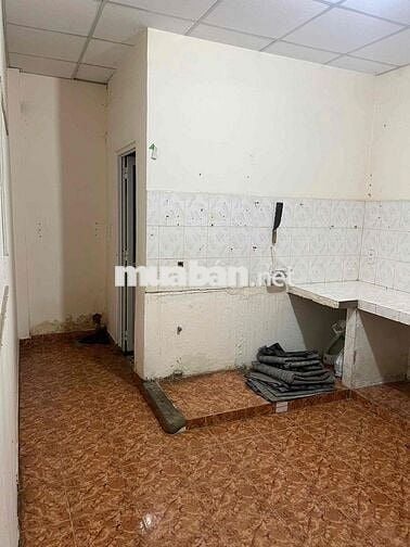 CHO THUÊ NHÀ HẺM 1 TRỤC XE TẢI THÔNG ĐƯỜNG PHẠM HUY THÔNG