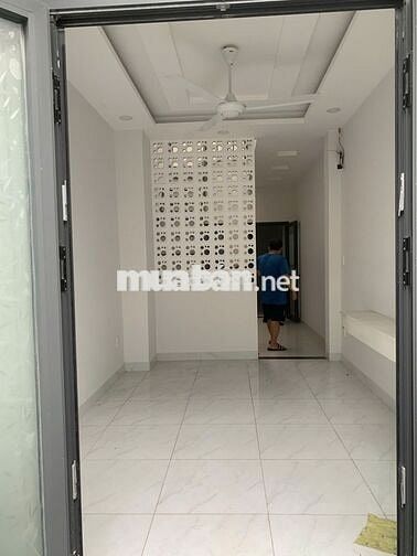 🔥🔥 Nhà thuê Lạc Long Quân, Phường 8, Quận Tân Bình