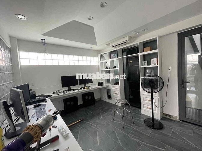 NHÀ 5 TẦNG HIỆN ĐẠI, FULL NỘI THẤT CAO CẤP,GẦN KHU NAM LONG-Q7