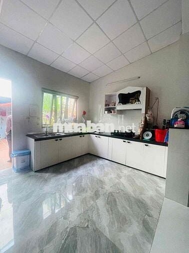 cho thuê nhà 2Tầng DT 135m2 MT 7.5m Kinh doanh buôn bán TẾ HANH