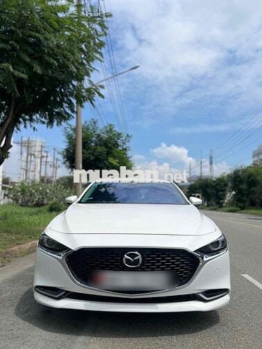 Mazda 3 2022 1.5L Premium - 42000 km