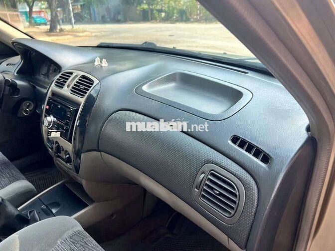 Ford Laser LX 1.6 MT 2002