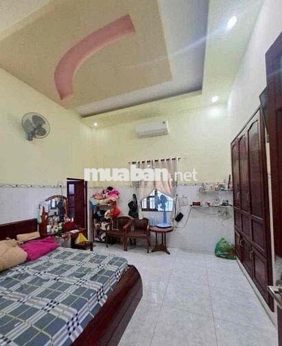 Nhà vườn Bình Chánh 200m2, mặt tiền nhựa, SHR chỉ 780 Triệu